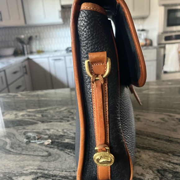 Vintage Dooney & Bourke All Weather Pebbled Leather Briefcase Messenger Bag - Picture 9 of 10